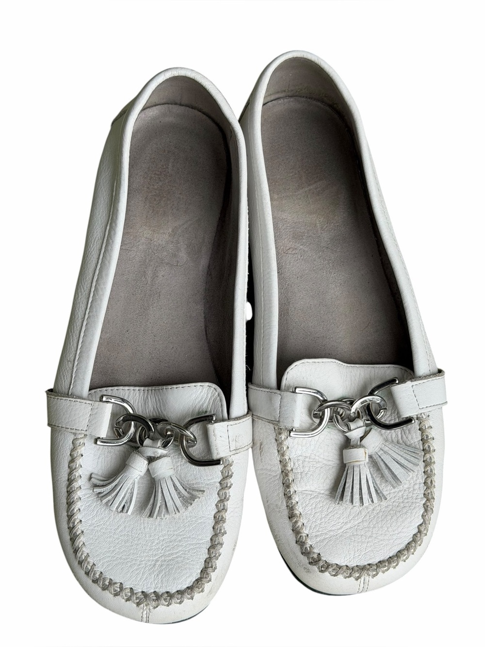 AEROSOLES ladies White Leather Tassel Chain Loafers size 9